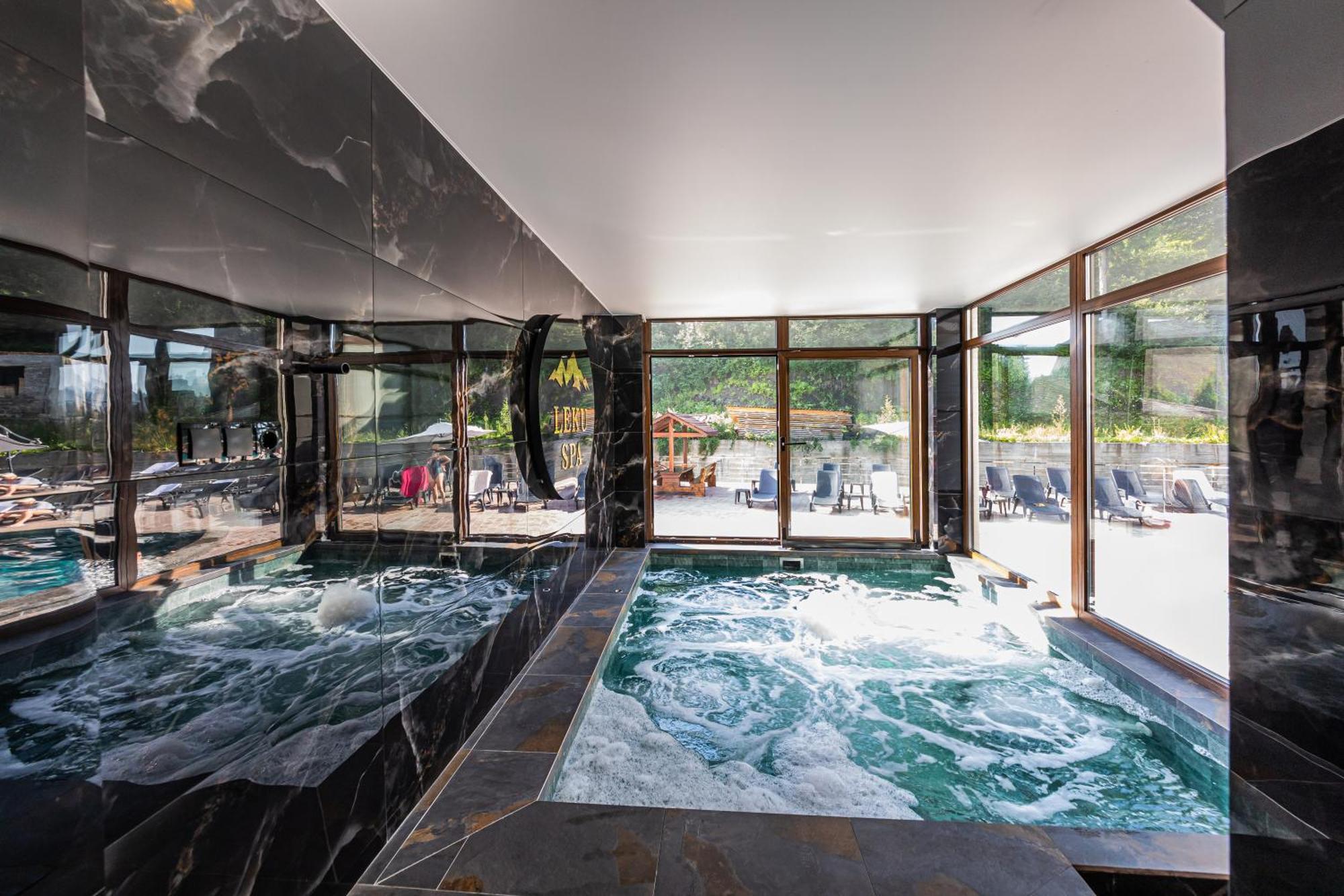 Villa Leku Spa Resort 布克维 外观 照片